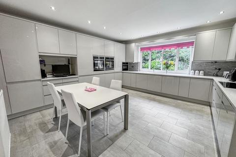 undefined, Ringley Hey, Whitefield, M45
