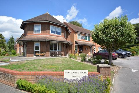 Wentworth Drive, Broadstone BH18