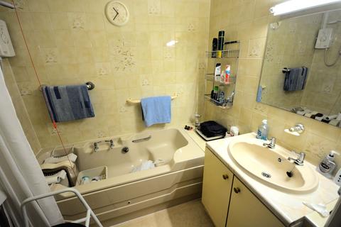 undefined, Wentworth Drive, Broadstone BH18