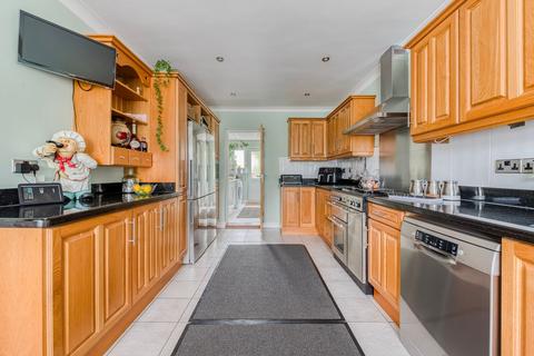 undefined, North Road, Ormesby