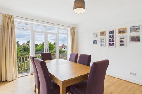 4 bedroom semi-detached house for sale, Evelegh Road, Portsmouth PO6