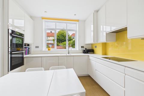 4 bedroom semi-detached house for sale, Evelegh Road, Portsmouth PO6