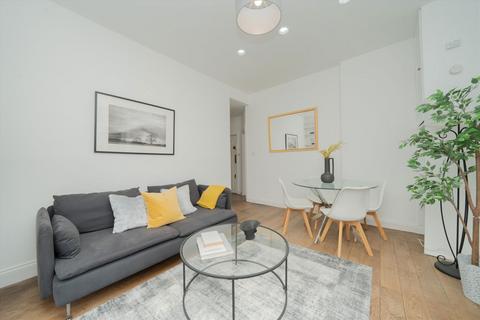 2 bedroom flat for sale, Nevern Place, London SW5