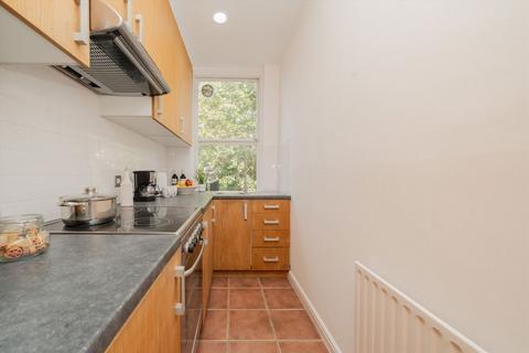 2 bedroom flat for sale, Nevern Place, London SW5