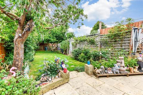2 bedroom semi-detached bungalow for sale, Kynaston Road, Orpington, Kent