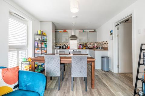 2 bedroom flat for sale, Geoffrey Watling Way, Norwich