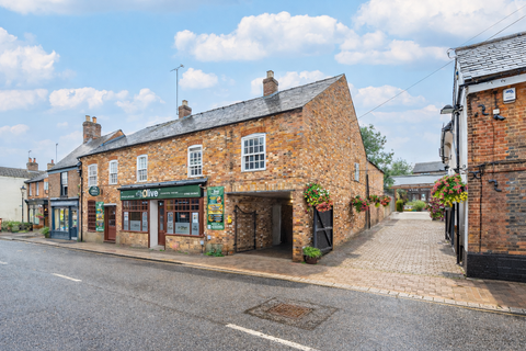 2 bedroom apartment for sale, High Street, St. Albans AL3