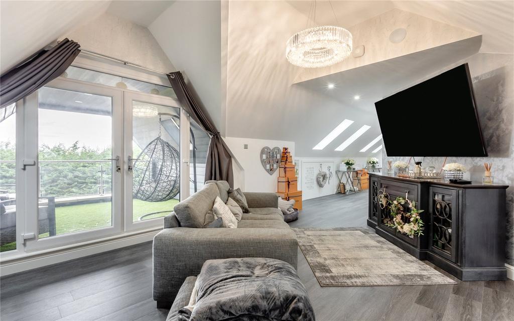Principal Bedroom