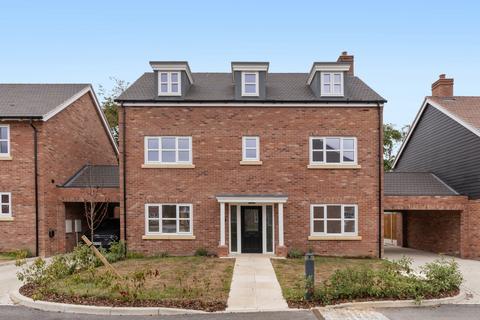 5 bedroom detached house for sale, Tenterfields, Essex CM6