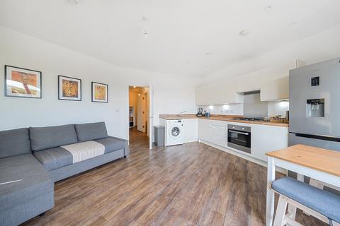 1 bedroom flat for sale, Wey Corner, Walnut Tree Close, Guildford, GU1
