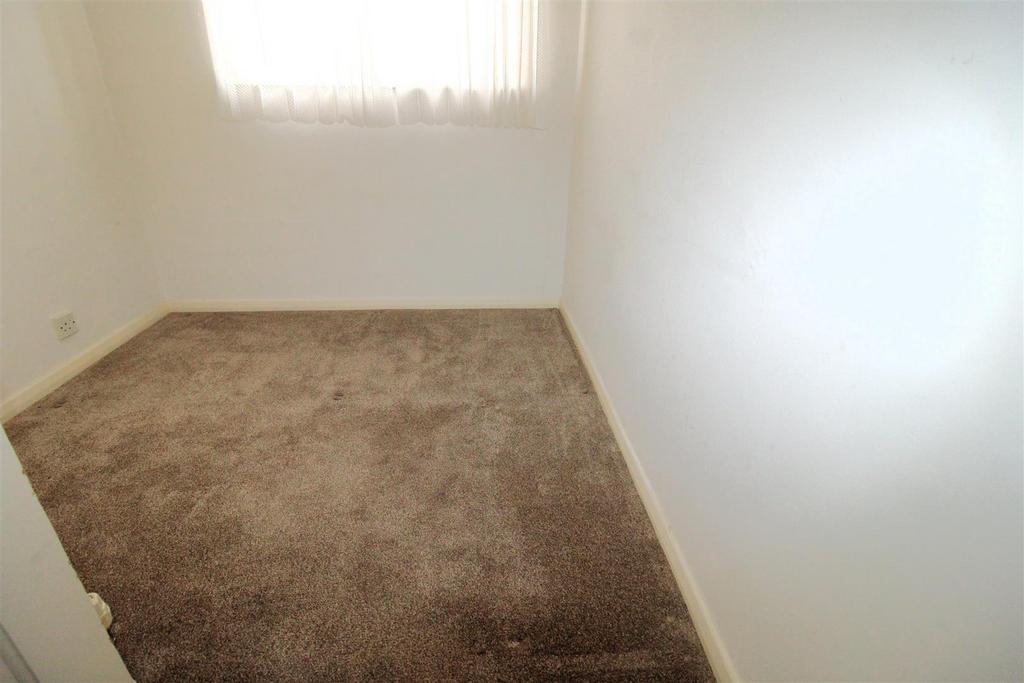 Bedroom 4.JPG