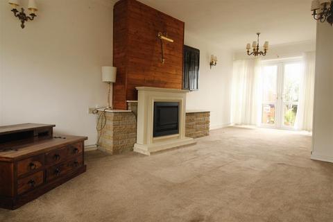 4 bedroom semi-detached house for sale, Cliff Gardens, Minster On Sea, Sheerness