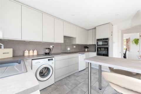 5 bedroom detached house for sale, Muddiford Lane, Furzton, Milton Keynes, Buckinghamshire, MK4