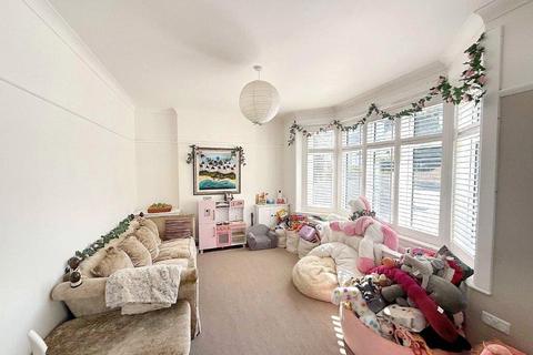 35 Caledon Road, Poole, BH14 9NL