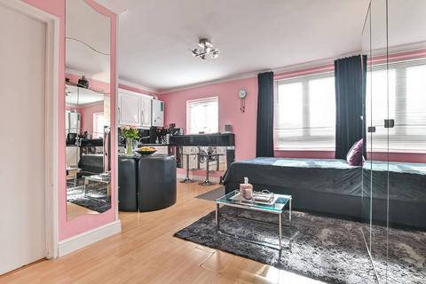 Flat 1, Darent House Church Street Estate, London, NW8 8HD