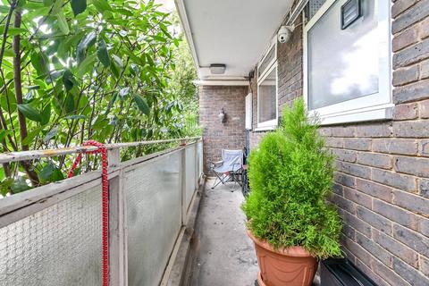 Flat 1, Darent House Church Street Estate, London, NW8 8HD