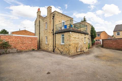 3, Pamplin House Fernlea Close, Cambridge, CB1 9LW