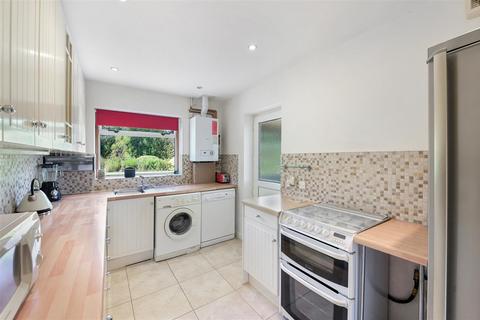 7 Shelley Close, Banstead, SM7 1EE
