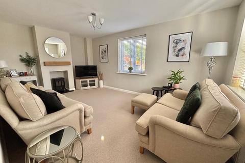 4 bedroom detached house for sale, Aspen Road, Brixworth, Northamptonshire NN6
