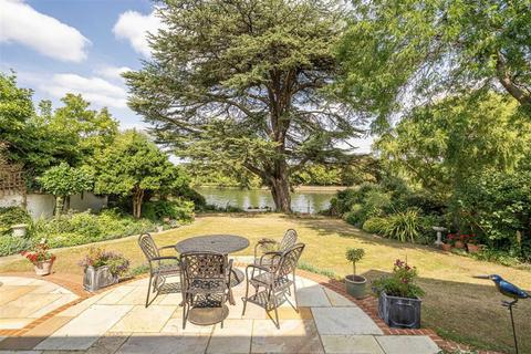 5 bedroom detached house for sale, Queens Drive, Thames Ditton KT7