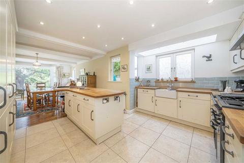 5 bedroom detached house for sale, Queens Drive, Thames Ditton KT7