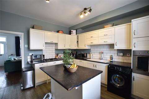 3 bedroom end of terrace house for sale, Albert Street, Idle, Bradford, West Yorkshire