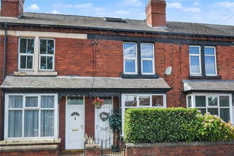 3 bedroom terraced house for sale, Leeds Road, Kippax, Leeds, West Yorkshire