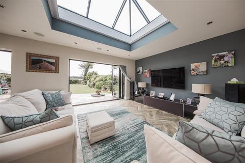 undefined, Greenlands, Sevenoaks TN15