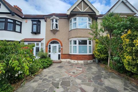Ellesmere Gardens, Redbridge