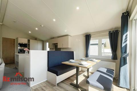 2 bedroom mobile home for sale, Park Road, Swadlincote DE12