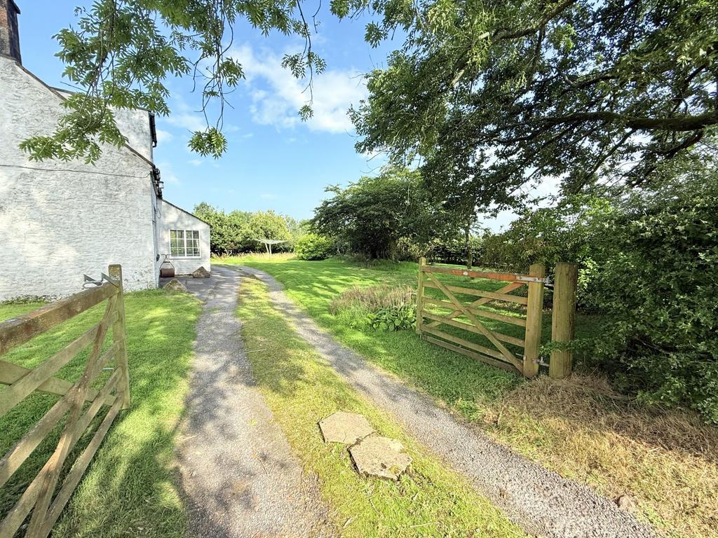 Old Lakehead of Ae, Ae, Dumfries, DG1 3 LU - Braidw