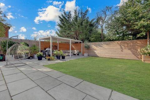 3 bedroom detached house for sale, Pound Lane, Laindon, Basildon, Essex, SS15