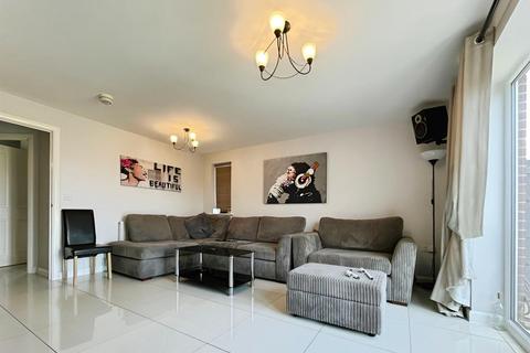 3 bedroom semi-detached house for sale, Chelmsford Close, Swadlincote DE11