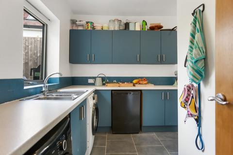 45 Surrenden Crescent, Brighton, BN1 6WE