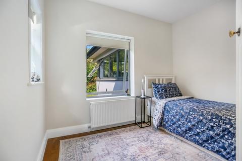 45 Surrenden Crescent, Brighton, BN1 6WE