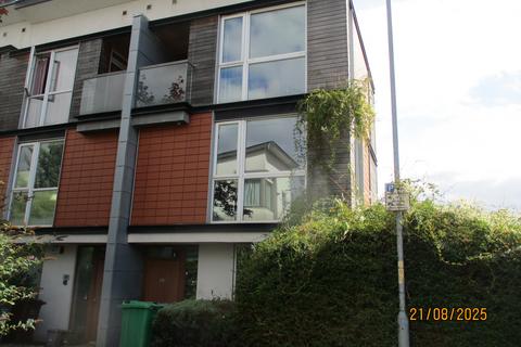 undefined, Commonwealth Avenue, Manchester M11