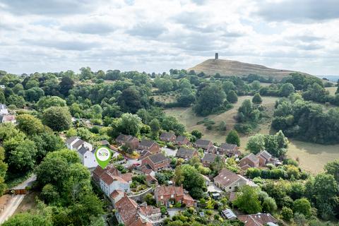 undefined, Bove Town, Glastonbury, Somerset