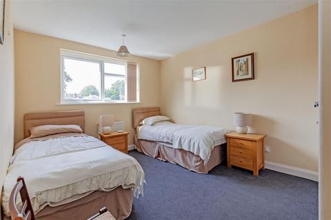 2 bedroom apartment for sale, 12 Brincliffe court, Netheredge Road, Nether Edge Village, S7 1RX