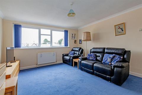 2 bedroom apartment for sale, 12 Brincliffe court, Netheredge Road, Nether Edge Village, S7 1RX