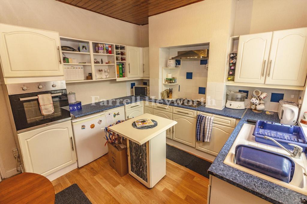 Kitchen b