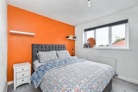 1 Britannia Close, Stanningley, Pudsey, LS28 6NS