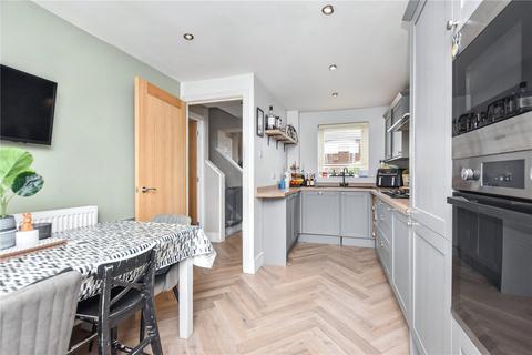 1 Britannia Close, Stanningley, Pudsey, LS28 6NS