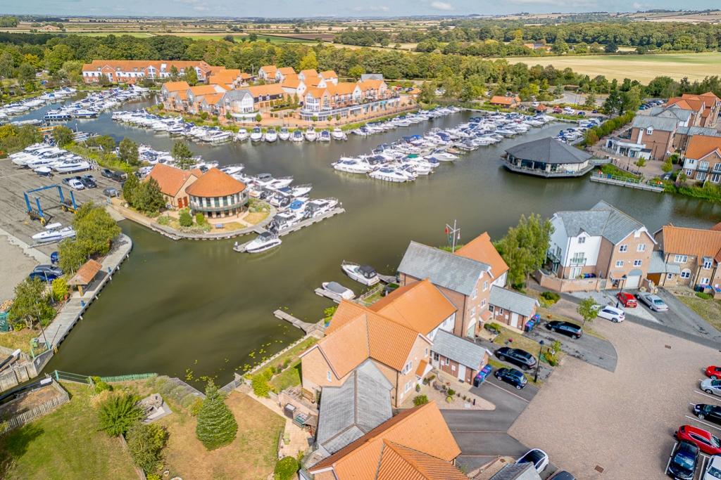 143 Park Lane (Burton Waters)-1