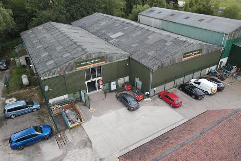 Warehouse to rent - Units 1&2, Lane Ends Farm, Clay Lane, Crewe, CW1 5SQ