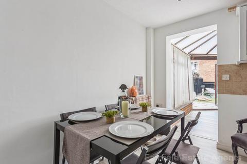 4a Brampton Road, Watford, WD19 7PE