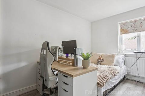 4a Brampton Road, Watford, WD19 7PE