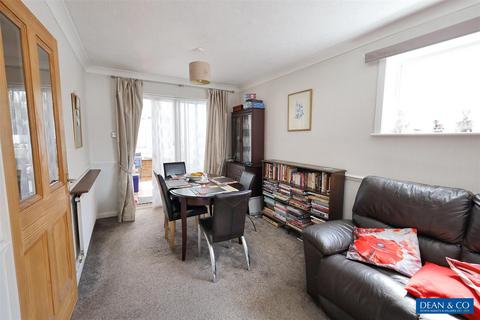 63 Crest Way, Portslade, Brighton, BN41 2EY