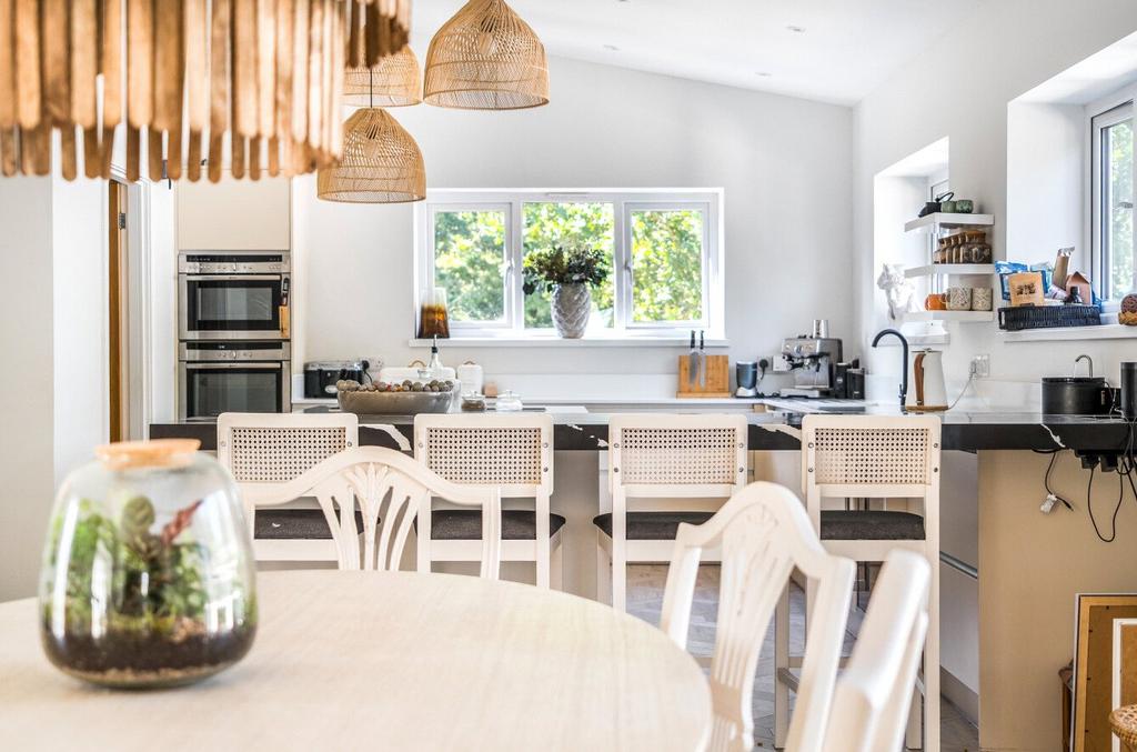 Breakfast Room