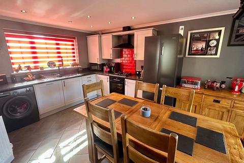 undefined, Woodfield Close, Kingstone