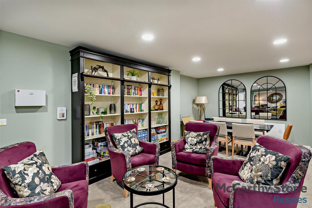 Homeowners Lounge